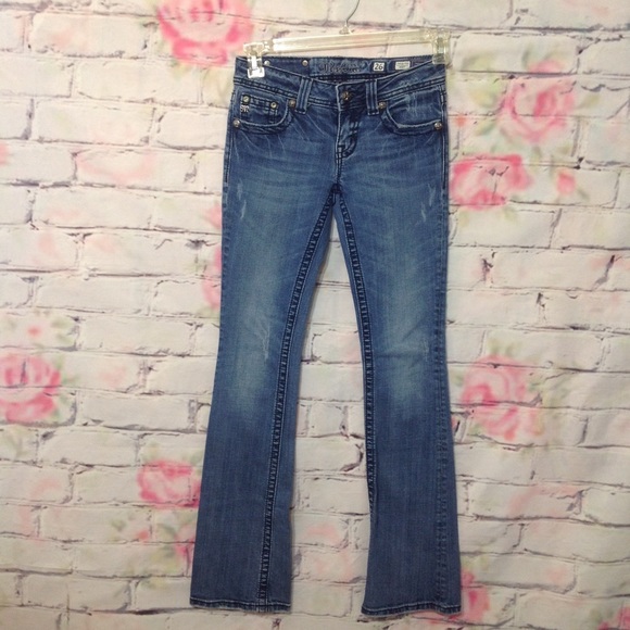 🦋 Mis me boot cut jeans size 26X33 - Picture 2 of 7